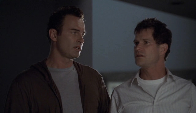 Charmed-Online-dot-NL-NipTuck4x01-2649.jpg