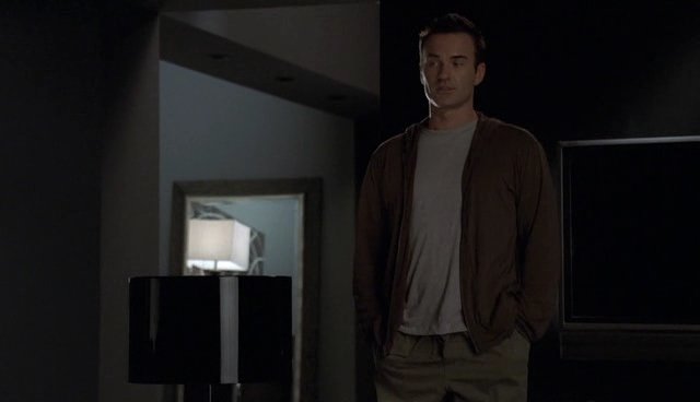 Charmed-Online-dot-NL-NipTuck4x01-2679.jpg