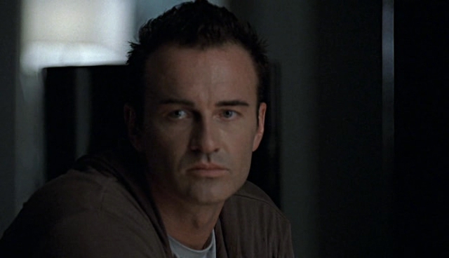 Charmed-Online-dot-NL-NipTuck4x01-2922.jpg