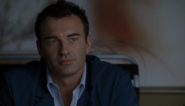 Charmed-Online-dot-NL-NipTuck4x02-0173.jpg