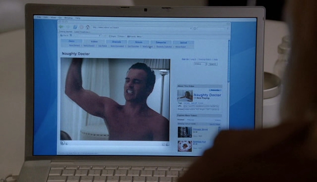 Charmed-Online-dot-NL-NipTuck4x10-3195.jpg