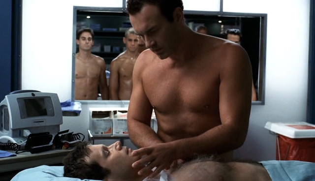 Charmed-Online-dot-NL-NipTuck4x06-0275.jpg