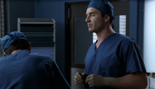 Charmed-Online-dot-NL-NipTuck4x06-0515.jpg