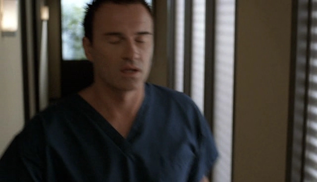 Charmed-Online-dot-NL-NipTuck4x06-0705.jpg