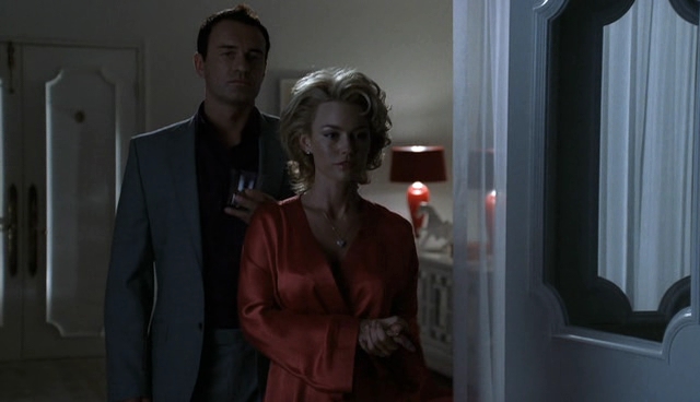 Charmed-Online-dot-NL-NipTuck4x07-3883.jpg Charmed-Online-dot-NL-NipTuck4x07-3883.jpg