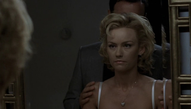 Charmed-Online-dot-NL-NipTuck4x07-3944.jpg Charmed-Online-dot-NL-NipTuck4x07-3944.jpg