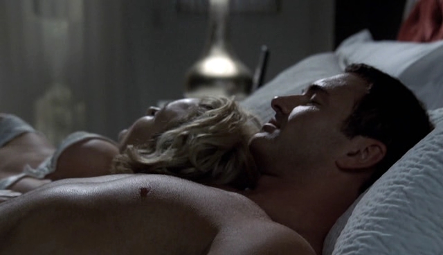 Charmed-Online-dot-NL-NipTuck4x07-4014.jpg Charmed-Online-dot-NL-NipTuck4x07-4014.jpg