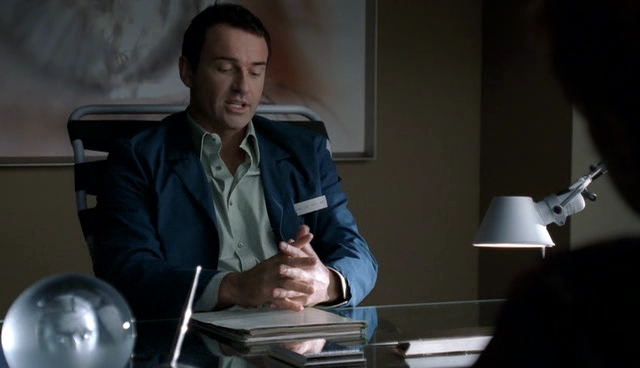 Charmed-Online-dot-NL-NipTuck4x08-0074.jpg