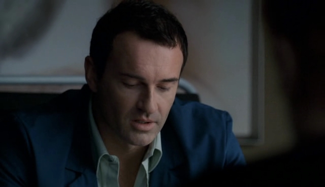Charmed-Online-dot-NL-NipTuck4x08-0132.jpg