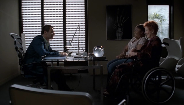Charmed-Online-dot-NL-NipTuck4x08-0176.jpg