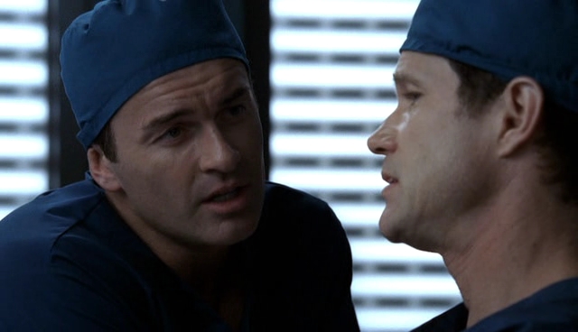 Charmed-Online-dot-NL-NipTuck4x08-1596.jpg