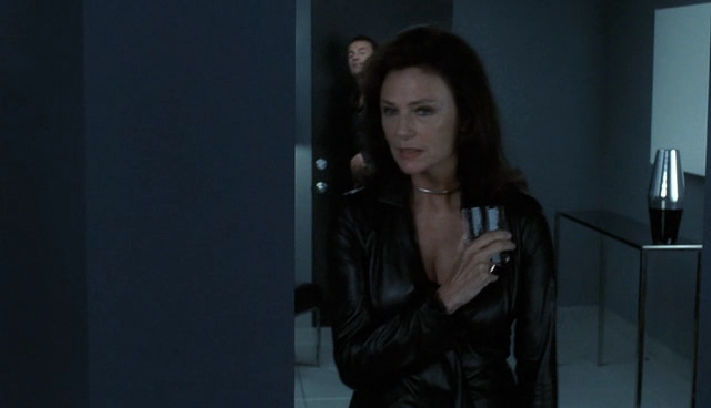 Charmed-Online-dot-NL-NipTuck4x09-0942.jpg