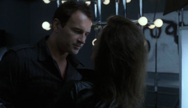 Charmed-Online-dot-NL-NipTuck4x09-1104.jpg