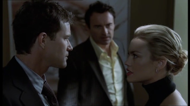 Charmed-Online-dot-NL-NipTuck4x10-0128.jpg