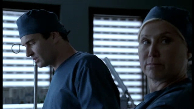 Charmed-Online-dot-NL-NipTuck4x10-0351.jpg Charmed-Online-dot-NL-NipTuck4x10-0351.jpg