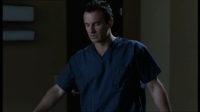Charmed-Online-dot-NL-NipTuck4x10-0446.jpg
