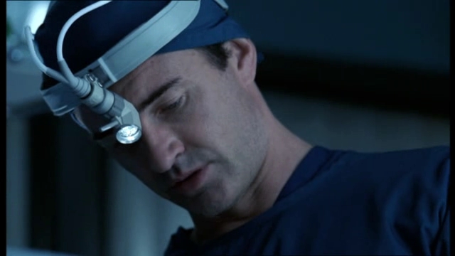 Charmed-Online-dot-NL-NipTuck4x10-0980.jpg