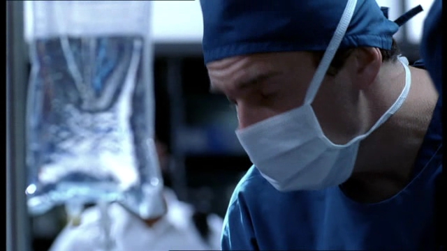 Charmed-Online-dot-NL-NipTuck4x10-1952.jpg