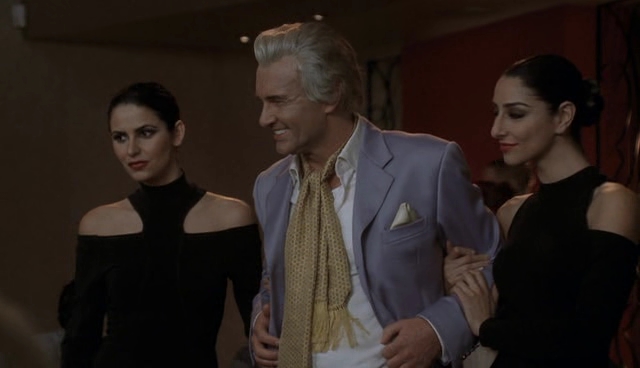 Charmed-Online-dot-NL-NipTuck4x11-1298.jpg