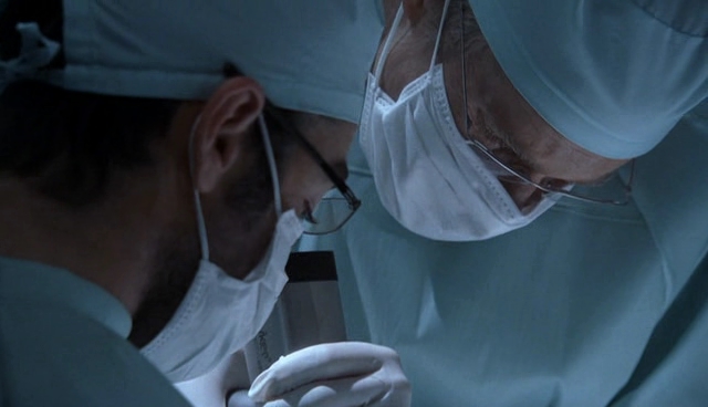 Charmed-Online-dot-NL-NipTuck4x11-1867.jpg