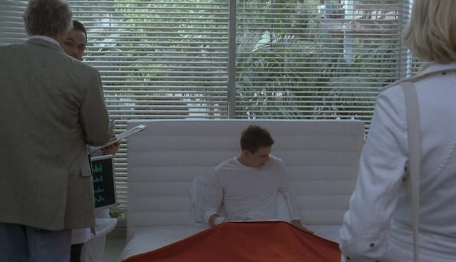 Charmed-Online-dot-NL-NipTuck4x11-2173.jpg
