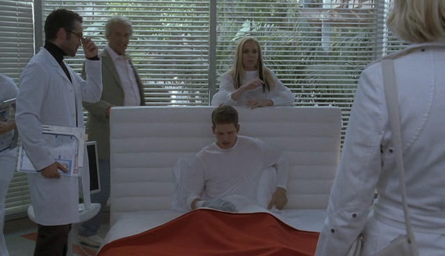 Charmed-Online-dot-NL-NipTuck4x11-2177.jpg Charmed-Online-dot-NL-NipTuck4x11-2177.jpg