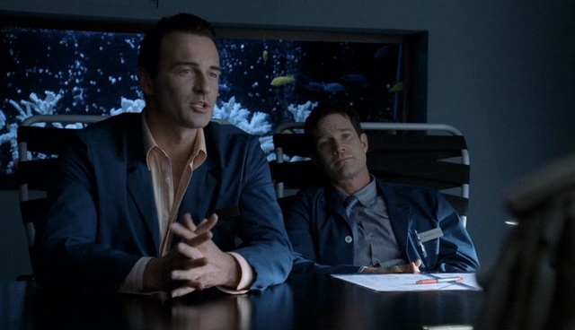 Charmed-Online-dot-NL-NipTuck4x12-0060.jpg