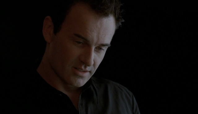 Charmed-Online-dot-NL-NipTuck4x12-0423.jpg