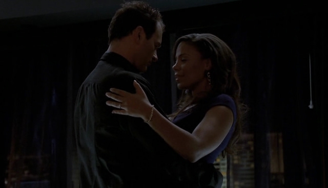 Charmed-Online-dot-NL-NipTuck4x12-0496.jpg