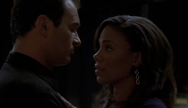 Charmed-Online-dot-NL-NipTuck4x12-0537.jpg