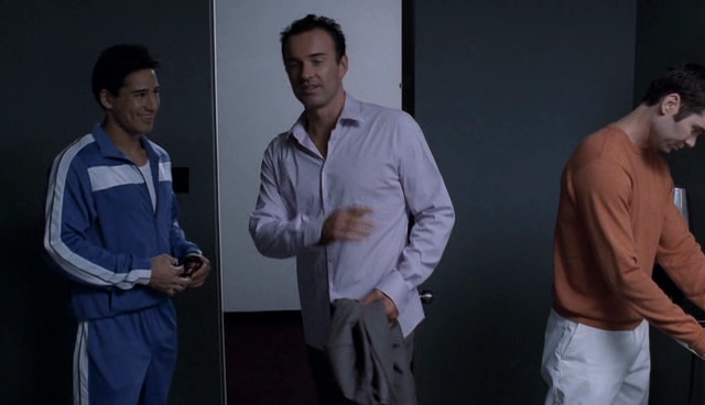 Charmed-Online-dot-NL-NipTuck4x12-1132.jpg