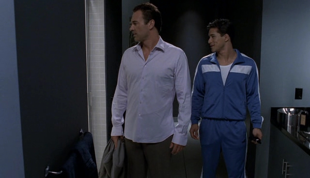 Charmed-Online-dot-NL-NipTuck4x12-1168.jpg Charmed-Online-dot-NL-NipTuck4x12-1168.jpg