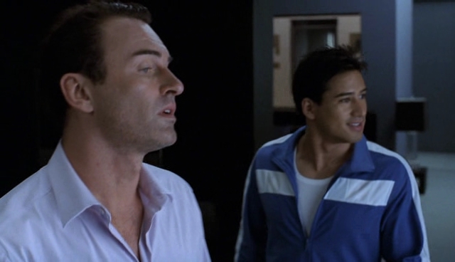 Charmed-Online-dot-NL-NipTuck4x12-1238.jpg Charmed-Online-dot-NL-NipTuck4x12-1238.jpg