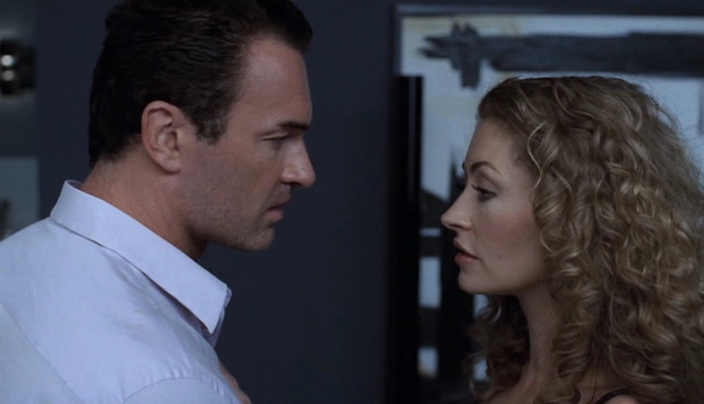 Charmed-Online-dot-NL-NipTuck4x12-1268.jpg