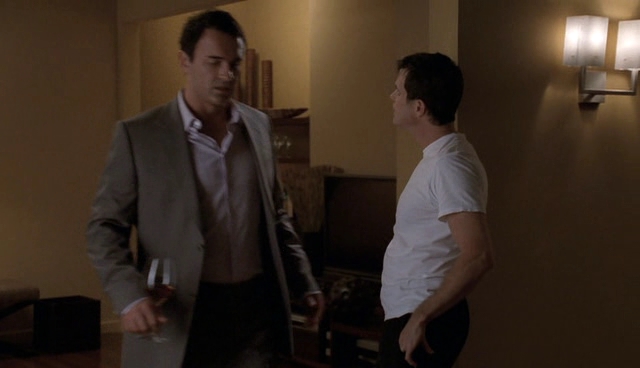 Charmed-Online-dot-NL-NipTuck4x12-1523.jpg Charmed-Online-dot-NL-NipTuck4x12-1523.jpg