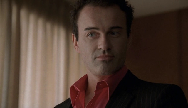 Charmed-Online-dot-NL-NipTuck4x12-1675.jpg