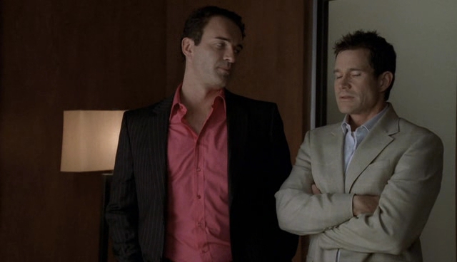 Charmed-Online-dot-NL-NipTuck4x12-1731.jpg