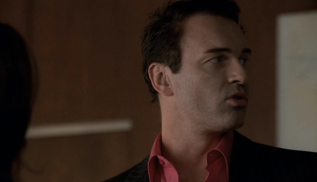 Charmed-Online-dot-NL-NipTuck4x12-1790.jpg