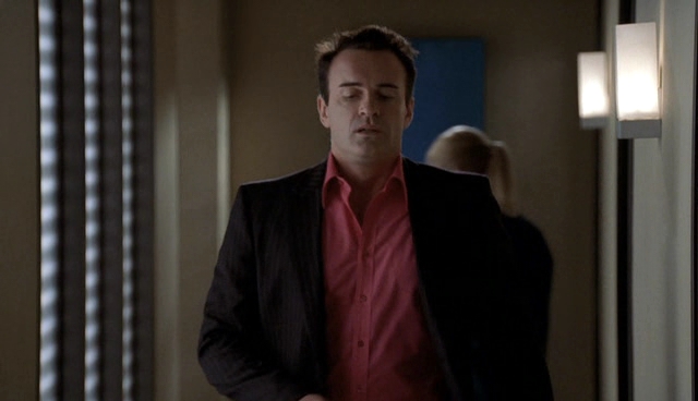 Charmed-Online-dot-NL-NipTuck4x12-1824.jpg