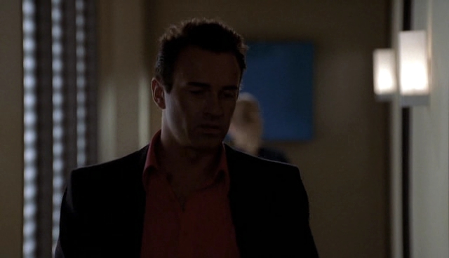 Charmed-Online-dot-NL-NipTuck4x12-1825.jpg