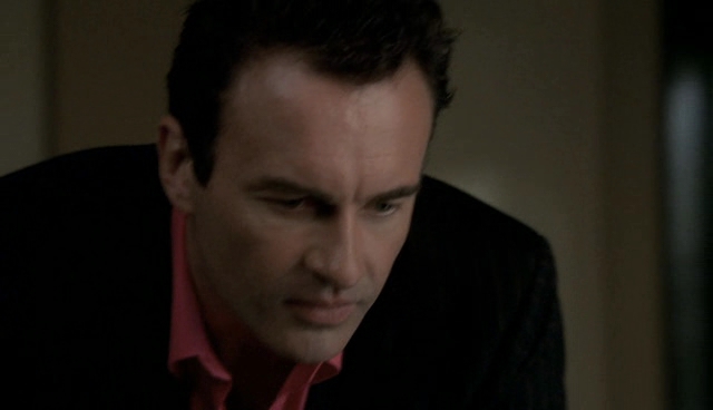Charmed-Online-dot-NL-NipTuck4x12-1844.jpg
