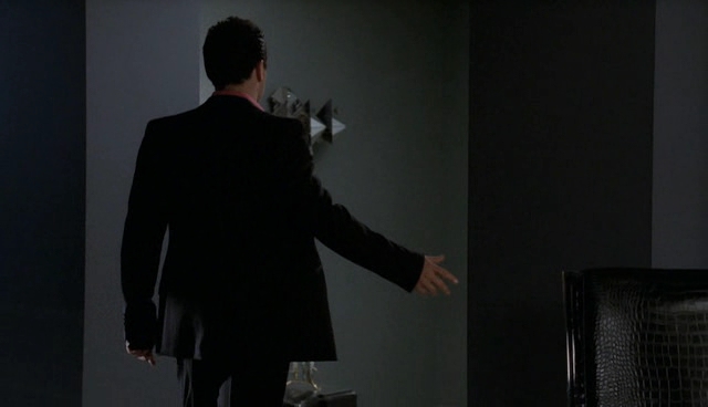 Charmed-Online-dot-NL-NipTuck4x12-2069.jpg Charmed-Online-dot-NL-NipTuck4x12-2069.jpg