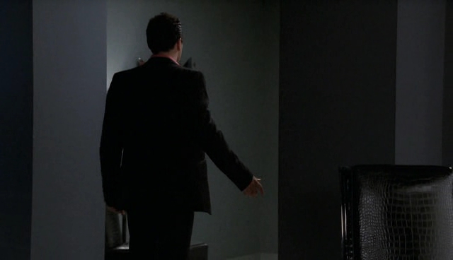 Charmed-Online-dot-NL-NipTuck4x12-2070.jpg
