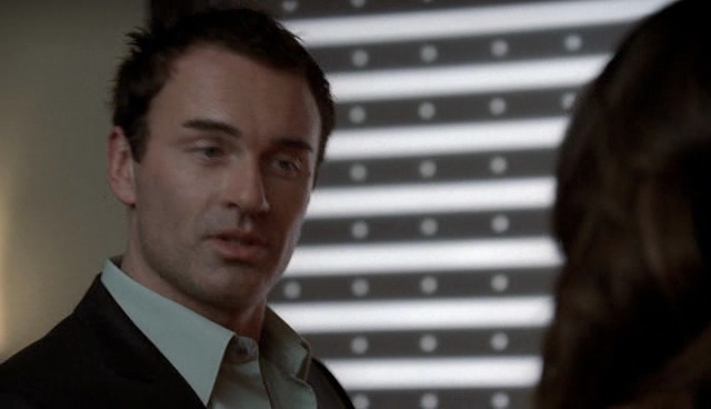 Charmed-Online-dot-NL-NipTuck4x13-0341.jpg