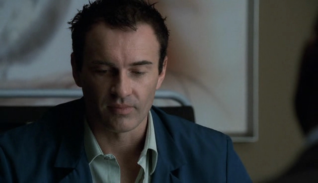 Charmed-Online-dot-NL-NipTuck4x13-0823.jpg