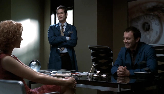 Charmed-Online-dot-NL-NipTuck4x14-0240.jpg