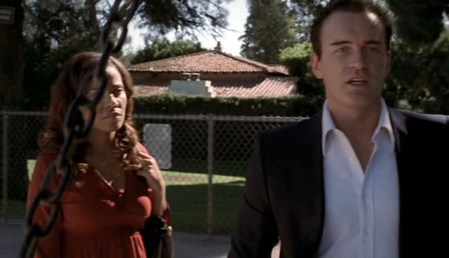 Charmed-Online-dot-NL-NipTuck4x14-1736.jpg