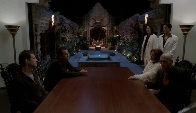 Charmed-Online-dot-NL-NipTuck4x15-0453.jpg