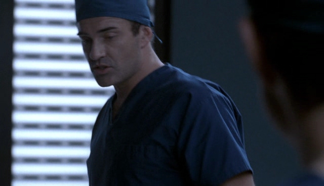 Charmed-Online-dot-NL-NipTuck4x15-1330.jpg