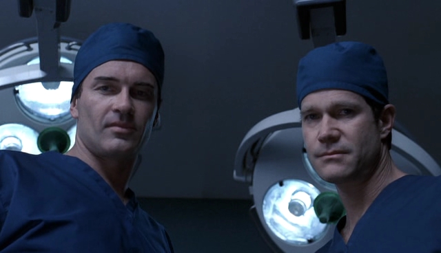 Charmed-Online-dot-NL-NipTuck4x15-1410.jpg Charmed-Online-dot-NL-NipTuck4x15-1410.jpg